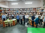 МДЮБ 1 класс знакомится