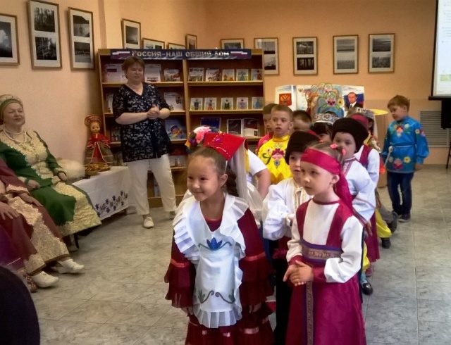 игра хлибчик.jpg