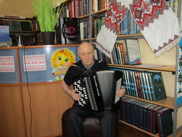 юрий романович.JPG
