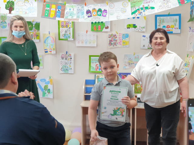 Победители конкурса рисунков Отходов-нОль-1.jpg