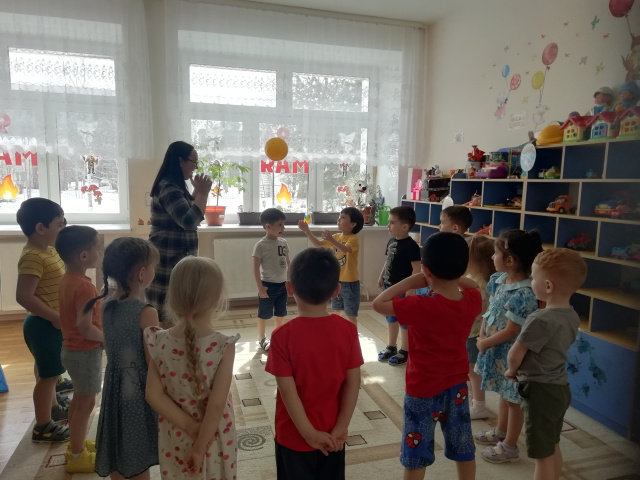 Полна загадок чудесница природа