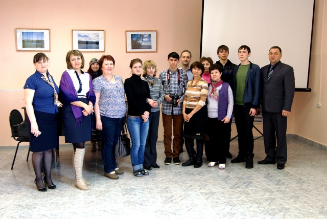 Фотовыставка Н. Ибраева.jpg