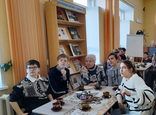 ЗДРАВИЯ ЖЕЛАЕМ