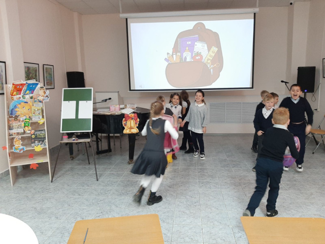 игра Собрать жильцов портфеля (3).jpg
