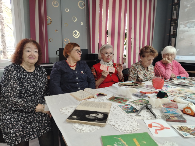Осень жизни, как и осень года… Осень жизни, как и осень года…