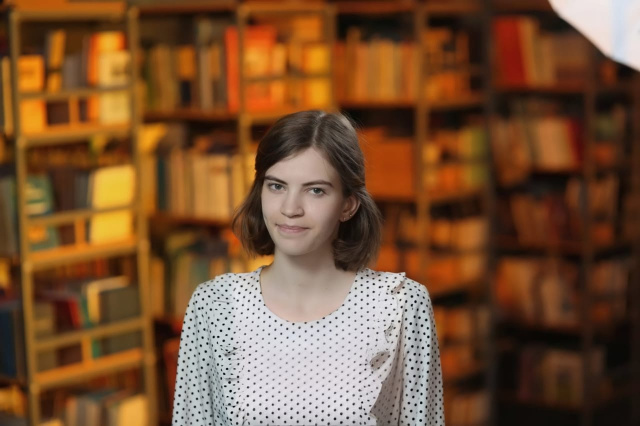 Ксения Шова.jpg