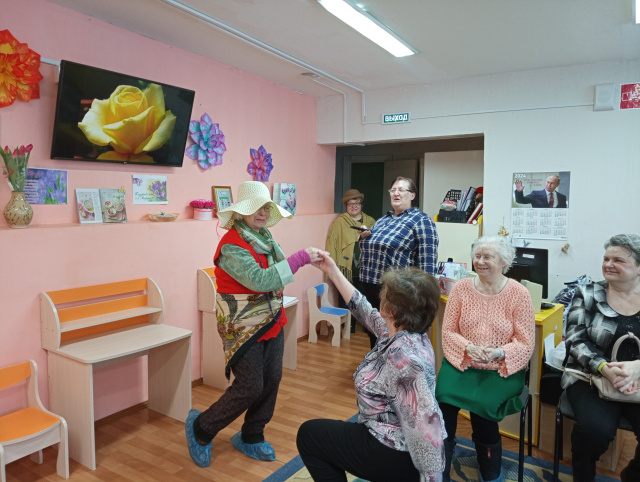 Участники читательского объединения «Серебряный родник»