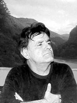 Fazil_Iskander.jpg